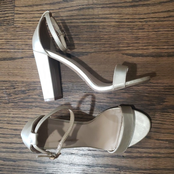 Gold Block Heels Open Toe - Picture 1 of 16